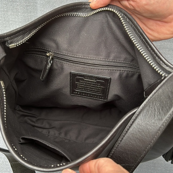 Coach Legacy Shoulder Bag 19889 - Picture 9 of 13